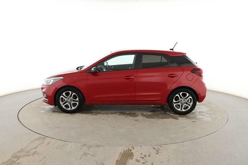 Usado Hyundai i20 101 CV (74 kW) 2020 Rojo Utilitario