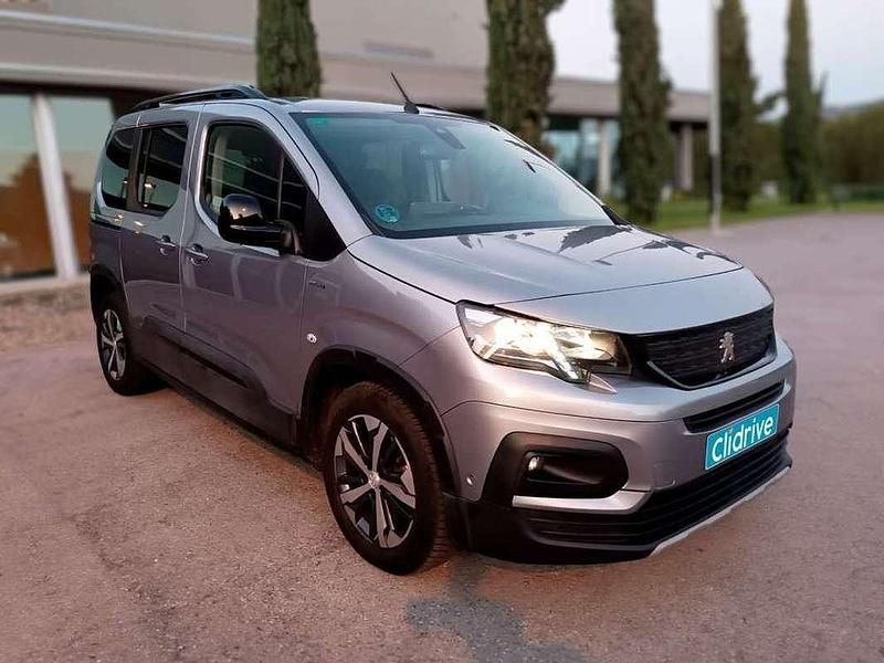 Usado Peugeot Rifter GT-line 131 CV (96 kW) 2019 Gris Monovolumen