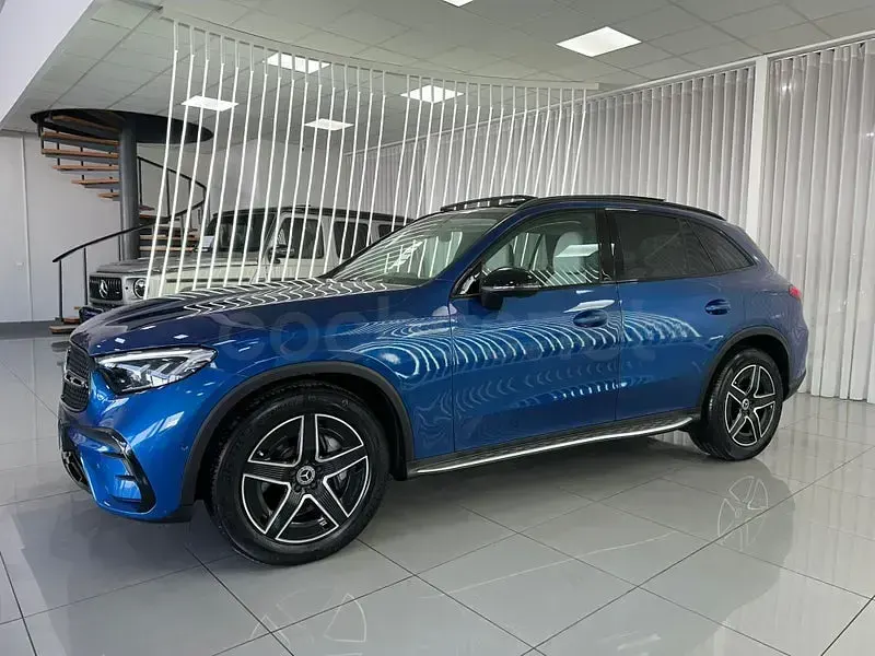 Usado Mercedes GLC220 197 CV (144 kW) 2024 Azul SUV