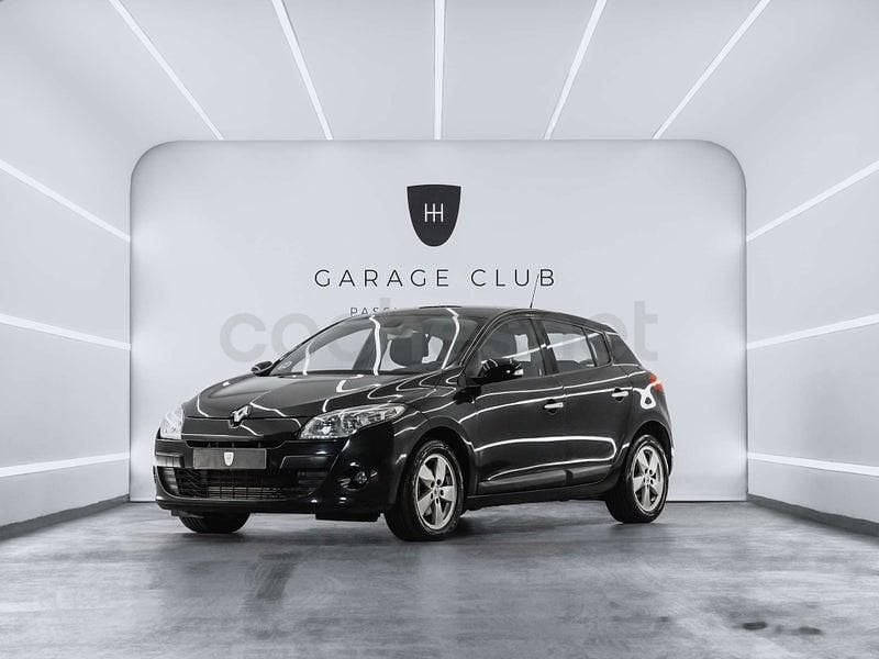 Negro Usado 2010 Renault Mégane Dynamique Berlina | 5999 € (Precio justo) - Imagen 1/4
