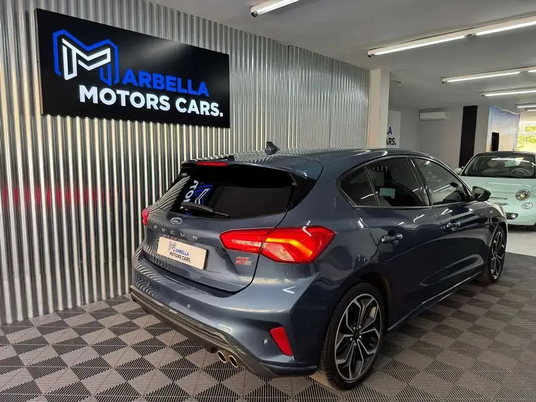 Usado Ford Focus ST-Line 125 CV (91 kW) 2018 Azul Utilitario