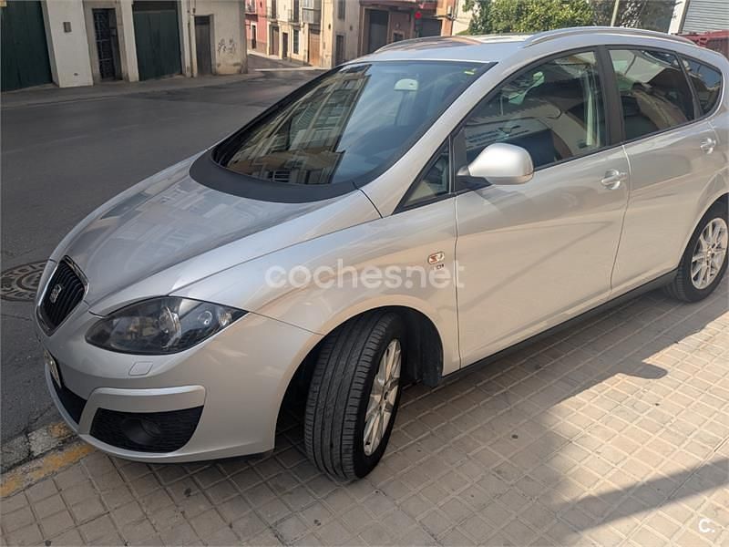 Gris / plata Usado 2013 Seat Altea XL Style Monovolumen | 6300 € (Precio justo) - Imagen 1/4