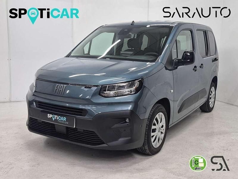 Usado Fiat Doblò 102 CV (75 kW) 2025 Burdeos Monovolumen