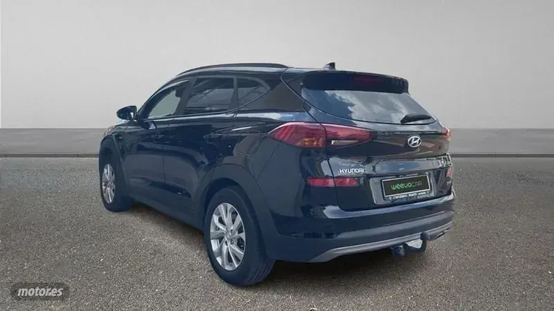 Usado Hyundai Tucson Style 136 CV (100 kW) 2021 Negro SUV