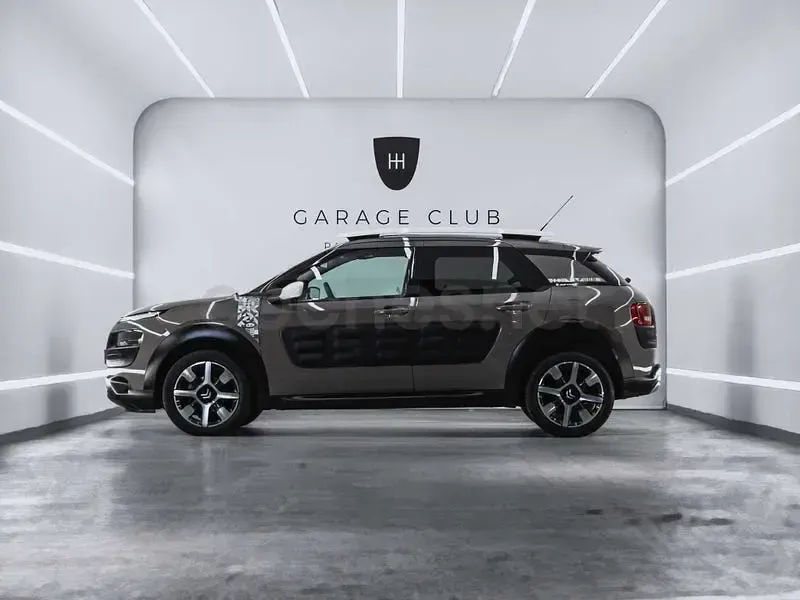 Usado Citroën C4 Rip Curl 100 CV (73 kW) 2016 Gris / plata Berlina