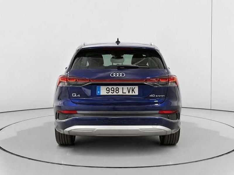 Usado Audi Q4 e-tron Advanced 152 kW (207 HP) 2021 Preto SUV