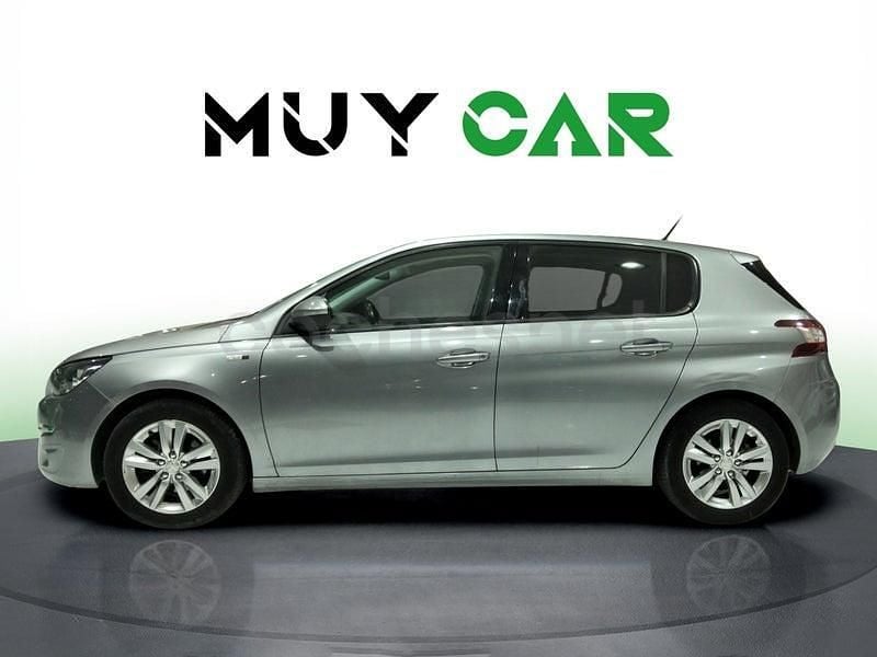 Usado Peugeot 308 Style 131 CV (96 kW) 2016 Gris Utilitario