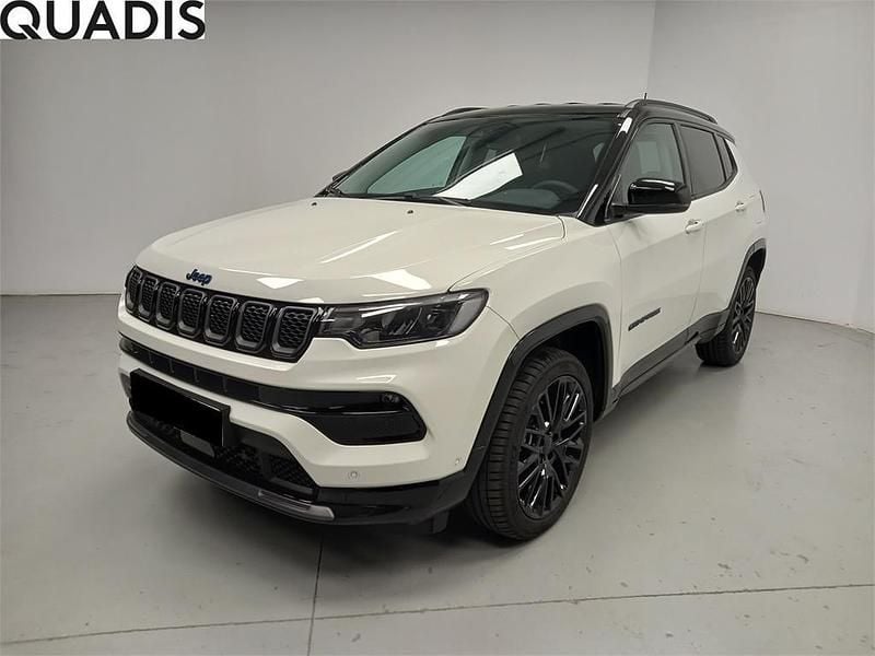 Blanco Usado 2024 Jeep Compass Summit SUV | 35.990 € - Imagen 1/4