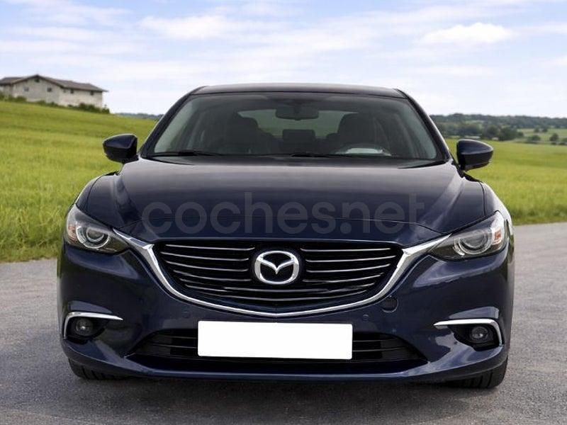 Usado Mazda 6 Luxury 175 CV (128 kW) 2018 Azul Berlina
