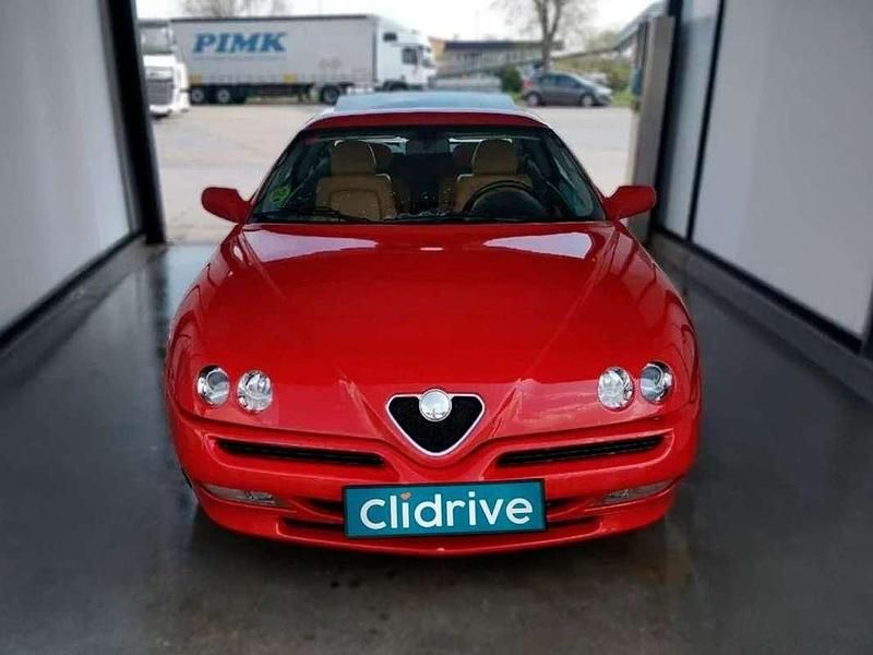 Usado Alfa Romeo GTV 165 CV (121 kW) 2003 Rojo Coupe