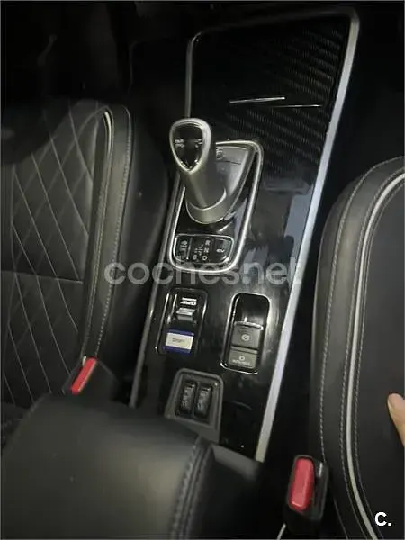 Usado Mitsubishi Outlander P-HEV 224 CV (164 kW) 2019 Blanco SUV