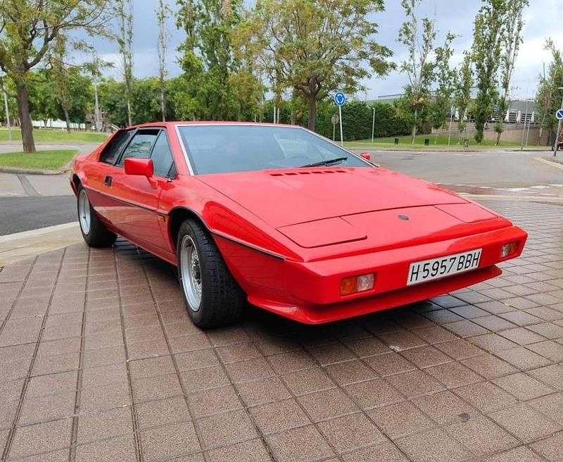 Usado Lotus Esprit 215 CV (158 kW) 1984 Rojo Coupe