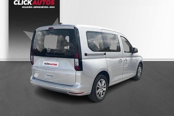 Usado VW Caddy 102 CV (75 kW) 2024 Gris Monovolumen