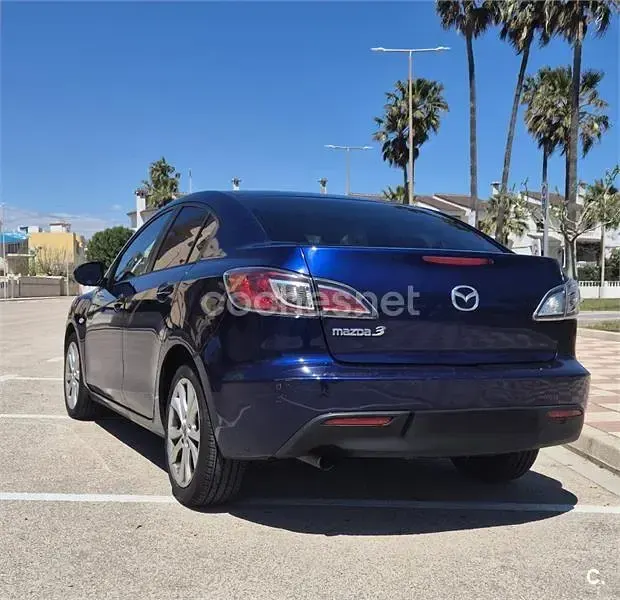 Usado Mazda 3 Style 109 CV (80 kW) 2012 Azul Berlina