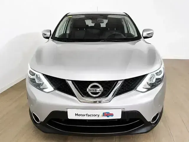 Usado Nissan Qashqai Acenta 116 CV (85 kW) 2016 Gris / plata SUV