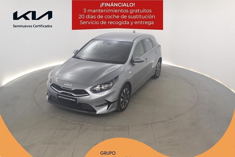 Usado Kia Ceed 100 CV (73 kW) 2025 Gris / plata Utilitario