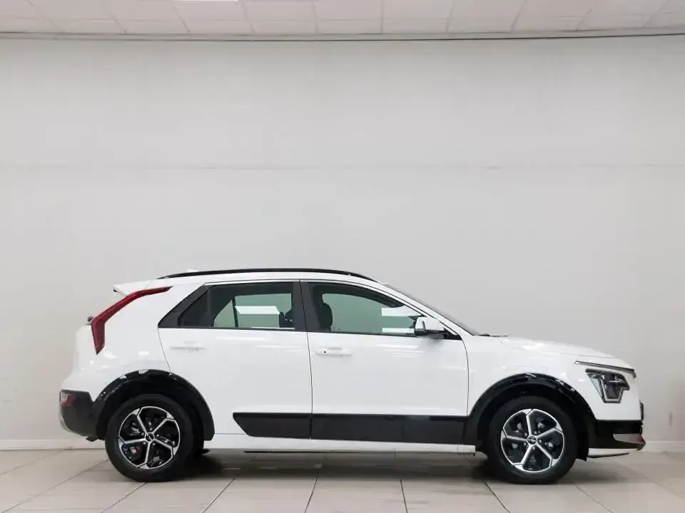 Usado Kia Niro 129 CV (94 kW) 2025 Otro SUV