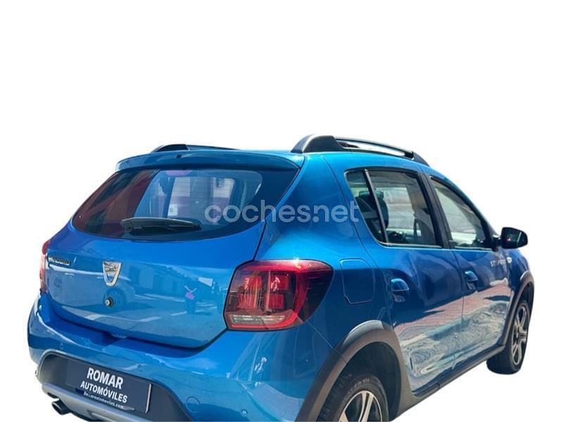 Usado Dacia Sandero Stepway Ambiance 90 CV (66 kW) 2018 Azul Berlina