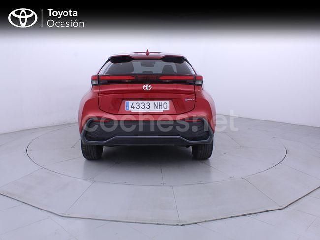 Usado Toyota C-HR Advance 223 CV (164 kW) 2025 Rojo SUV