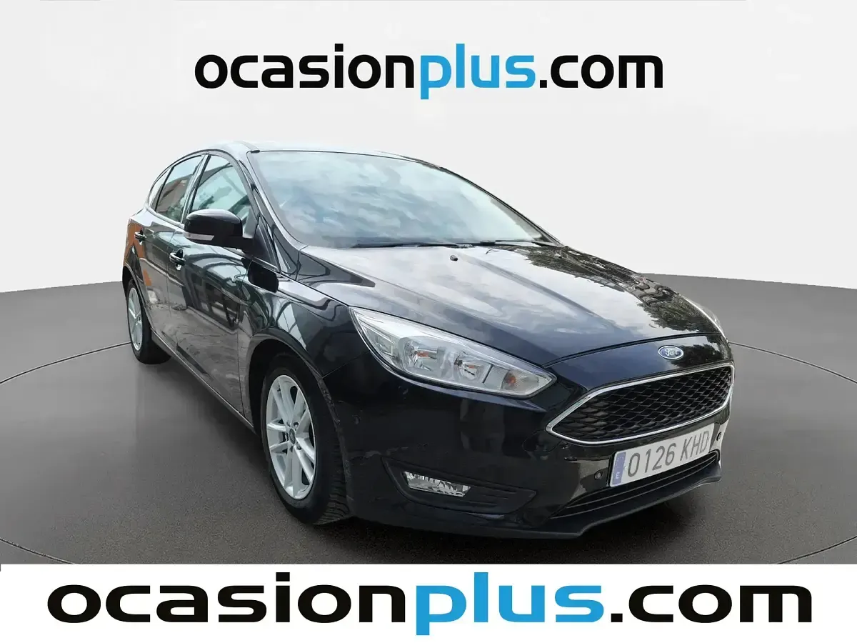 Usado Ford Focus Trend 125 CV (91 kW) 2018 Negro Berlina