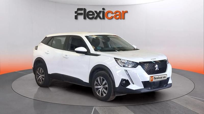 Usado Peugeot 2008 Active 110 CV (80 kW) 2021 Blanco SUV