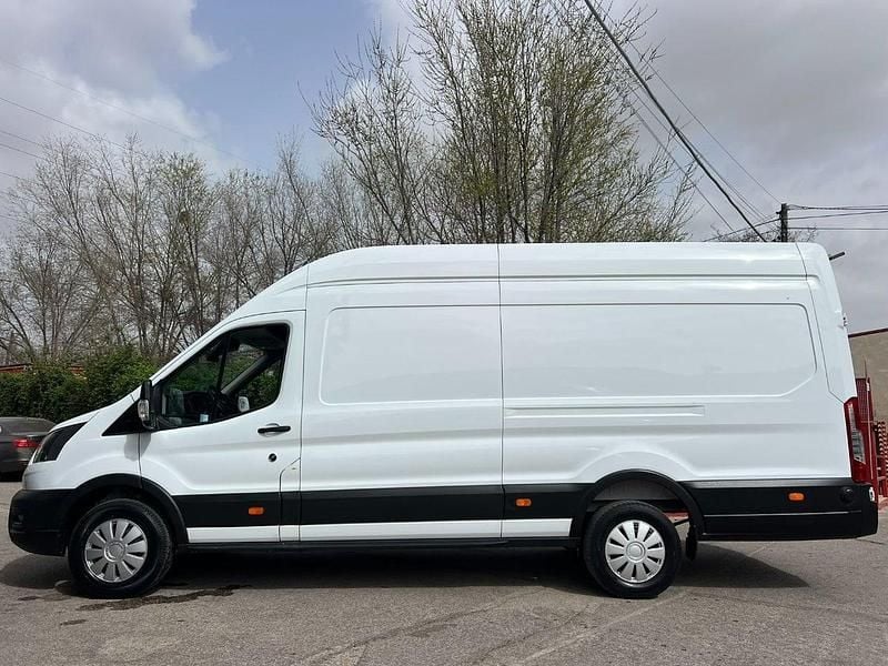 Usado Ford Transit Trend 130 HP (95 kW) 2023 Branco Van