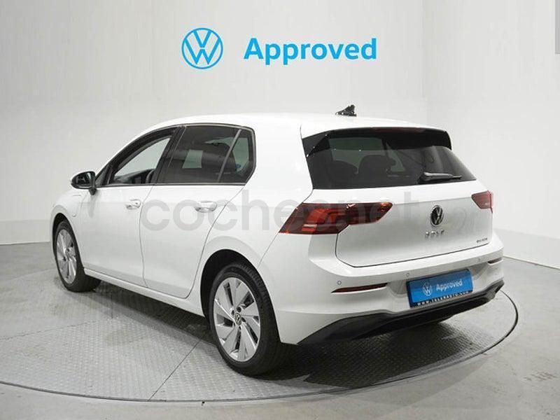 Usado VW Golf VIII Match 204 CV (150 kW) 2025 Blanco Berlina