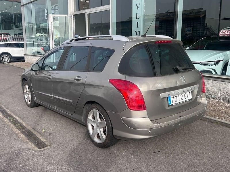 Usado Peugeot 308 SW Premium 156 CV (114 kW) 2010 Beige Familiar