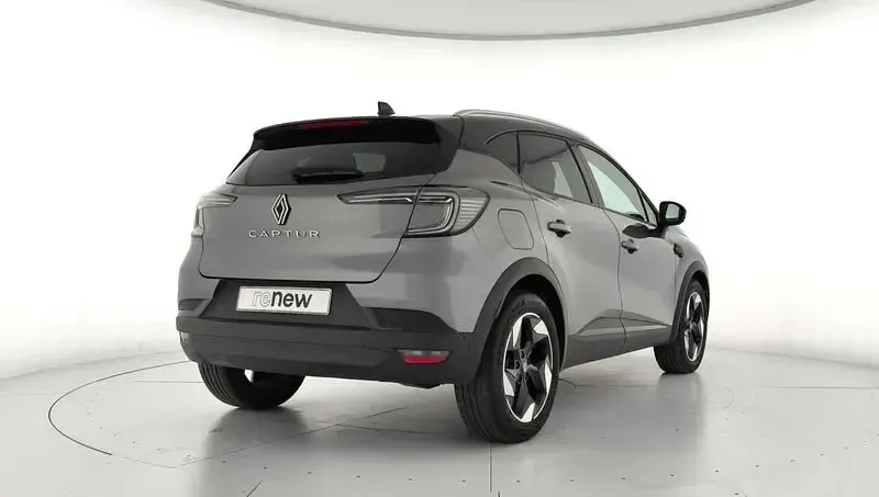 Usado Renault Captur Techno 101 CV (74 kW) 2025 Gris SUV