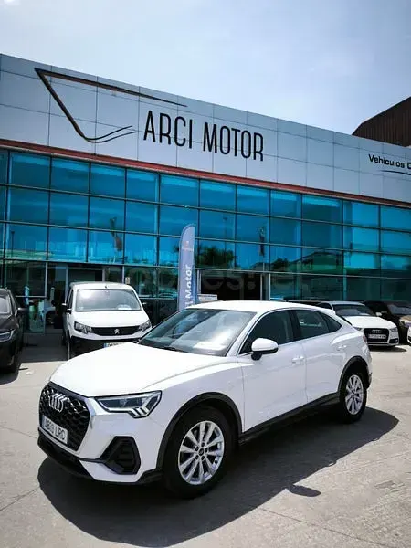 Usado Audi Q3 Sportback 150 CV (110 kW) 2021 Blanco SUV