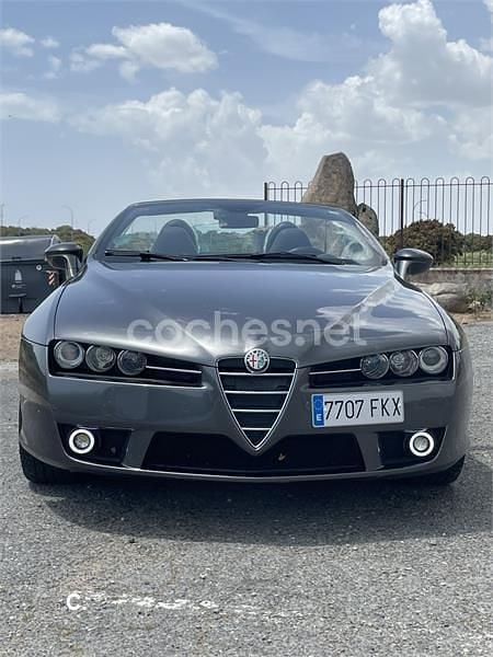 Usado Alfa Romeo Spider 185 CV (136 kW) 2007 Beige Descapotable