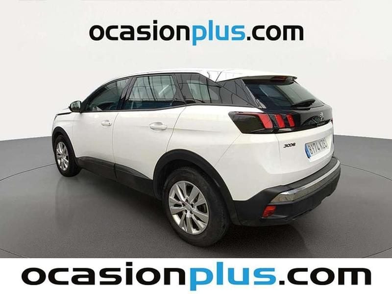 Usado Peugeot 3008 Active 131 CV (96 kW) 2019 Blanco SUV