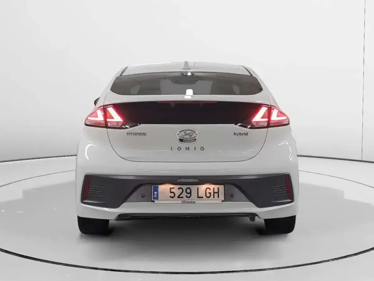 Usado Hyundai Ioniq 141 CV (103 kW) 2020 Blanco Utilitario