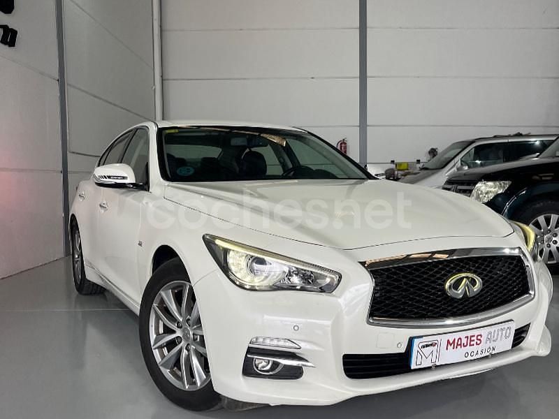 Usado Infiniti Q50 170 CV (125 kW) 2016 Blanco Berlina