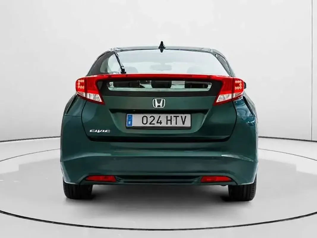 Usado Honda Civic Sport 100 CV (73 kW) 2013 Verde Utilitario
