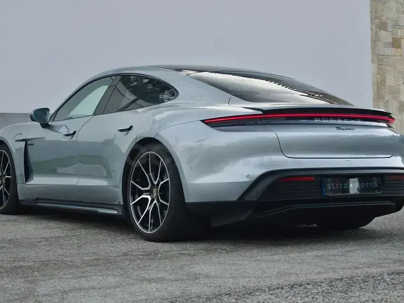 Usado Porsche Taycan 4 319 kW (435 CV) 2024 Eléctrico Berlina