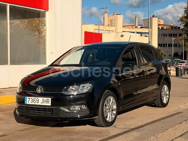 Negro Usado 2015 VW Polo Berlina | 10.490 € (Precio justo) - Imagen 1/4
