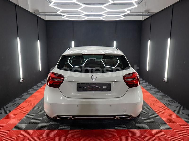 Usado Mercedes A200 Style 156 CV (114 kW) 2016 Blanco Berlina