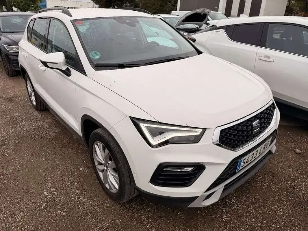 Usado Seat Ateca Style 110 CV (80 kW) 2021 Blanco SUV
