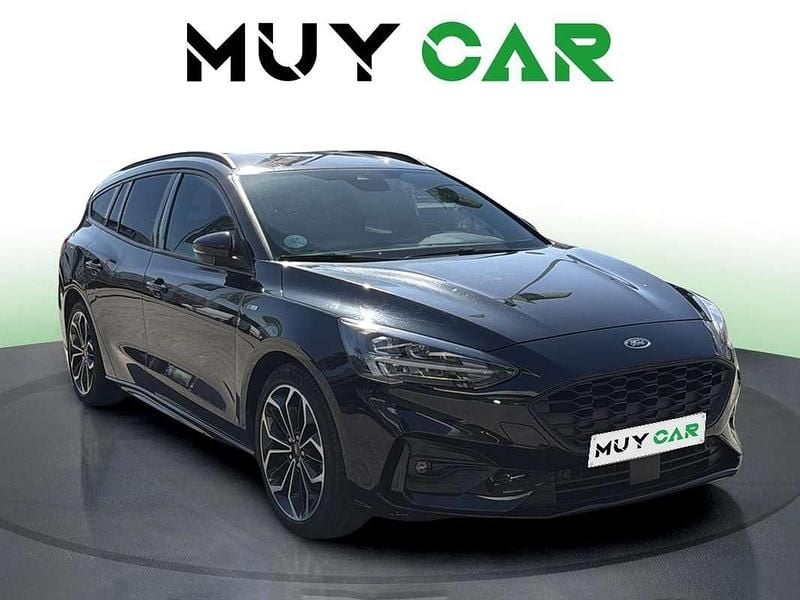 Usado Ford Focus ST-Line 125 CV (91 kW) 2021 Negro Familiar
