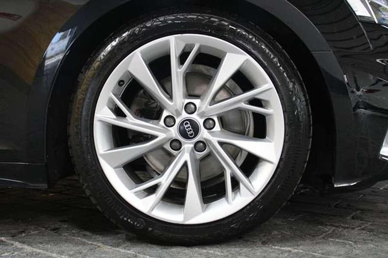 Usado Audi A5 Sportback Advanced Plus 163 CV (119 kW) 2022 Negro Utilitario