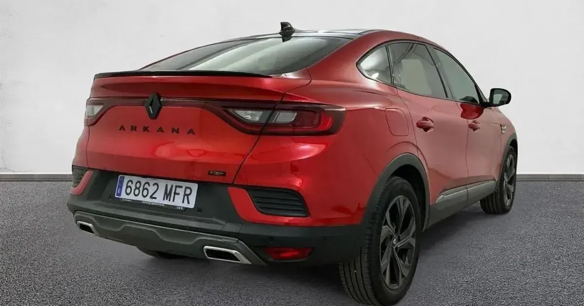 Usado Renault Arkana Techno 145 CV (106 kW) 2023 SUV