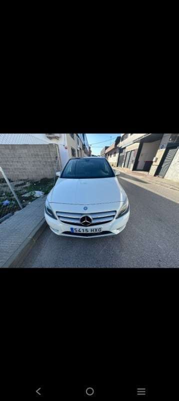 Blanco Usado 2014 Mercedes B180 Monovolumen | 10.500 € (Super precio) - Imagen 1/4