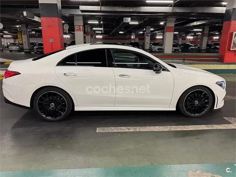 Usado Mercedes CLA200 163 CV (119 kW) 2023 Blanco Coupe
