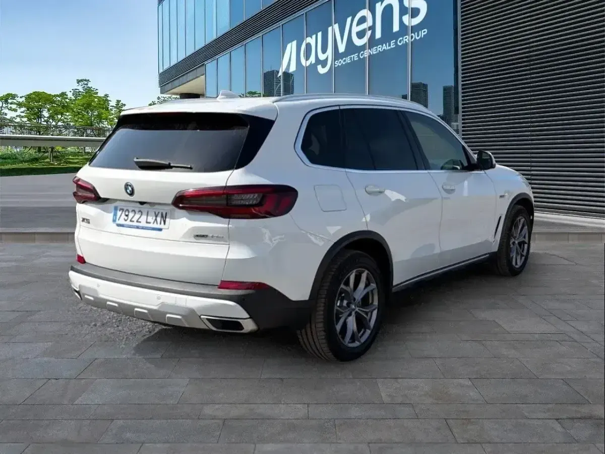Usado BMW X5 Comfort Edition 398 CV (292 kW) 2022 Blanco SUV