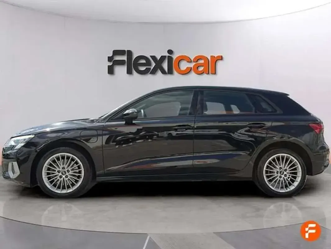 Usado Audi A3 Sportback Advanced 204 CV (150 kW) 2022 Negro Utilitario