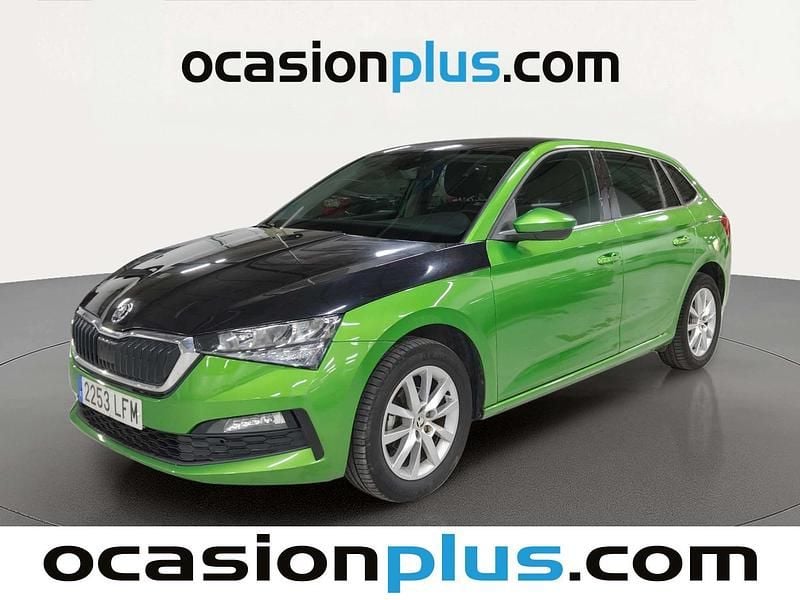 Usado Skoda Scala Ambition 95 CV (69 kW) 2020 Verde Utilitario