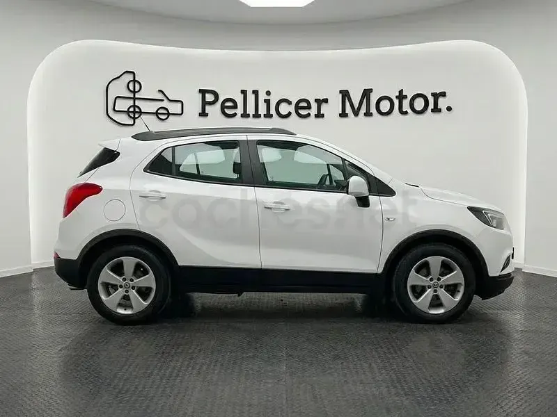Usado Opel Mokka X Innovation 136 CV (100 kW) 2019 Blanco SUV