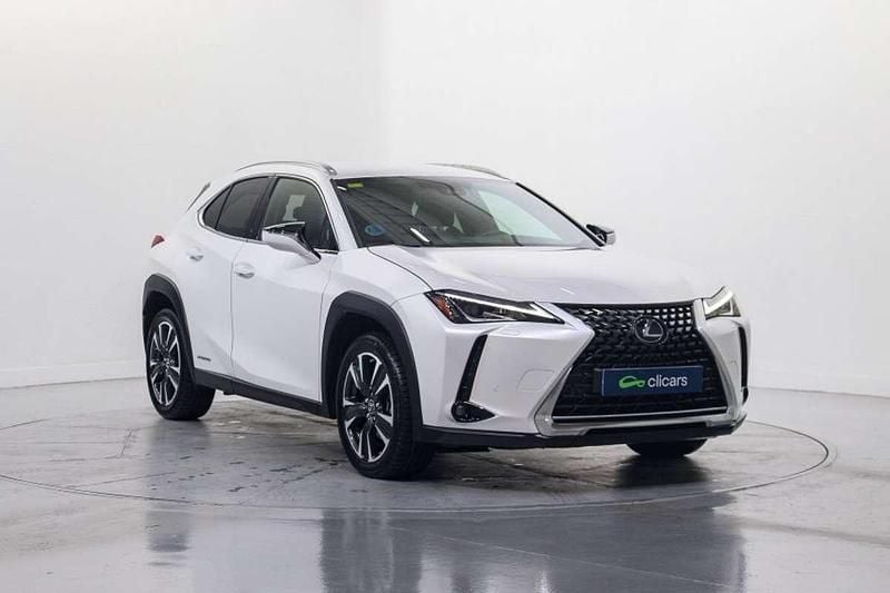 Usado Lexus UX 250h Executive Line 152 CV (111 kW) 2020 Blanco SUV
