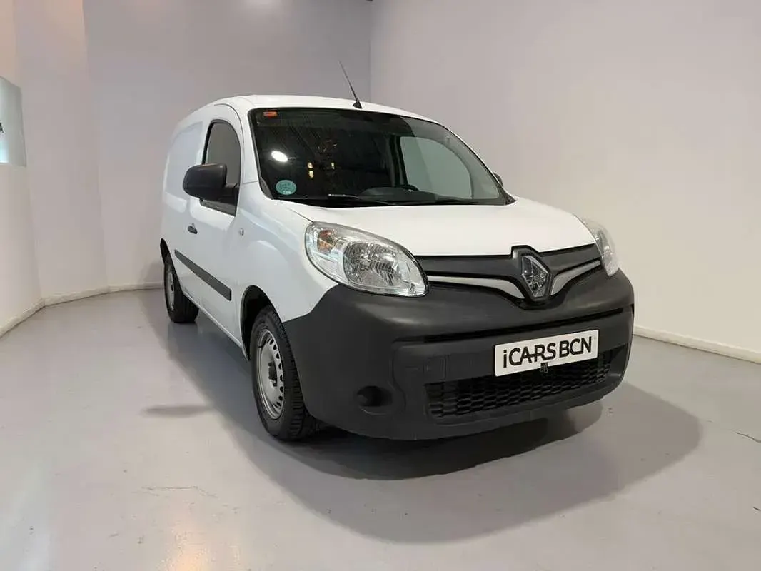 Usado Renault Kangoo 95 CV (69 kW) 2021 Blanco Monovolumen